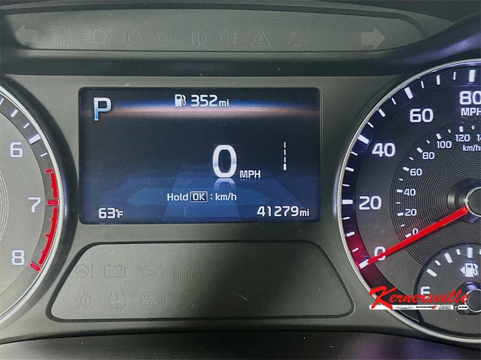 2023 Kia Forte - Image 15 of 21