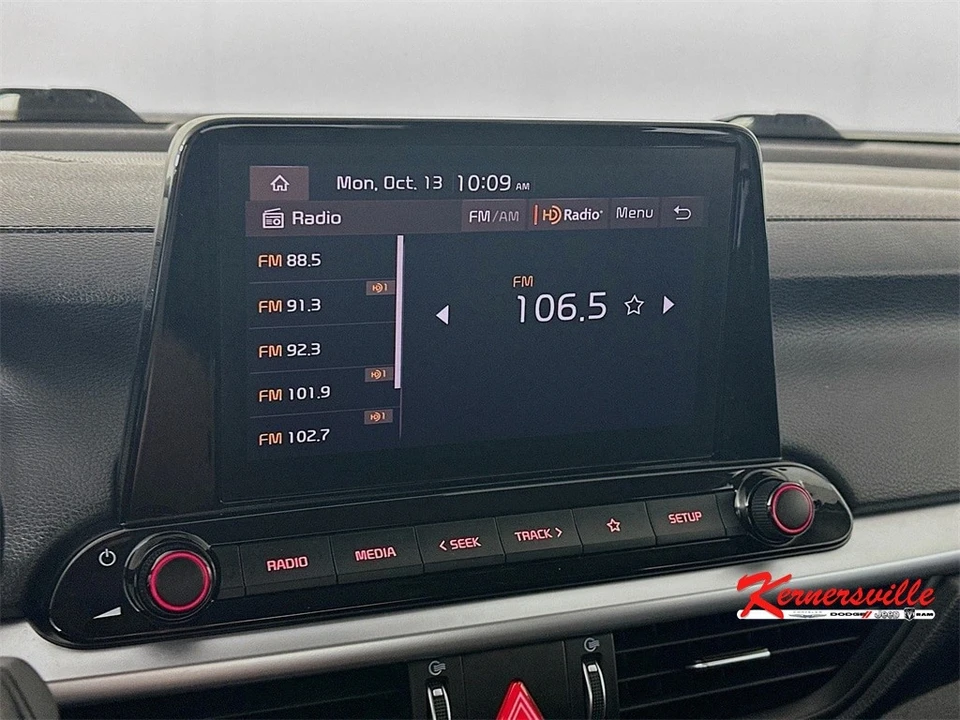 2023 Kia Forte - Image 17 of 21