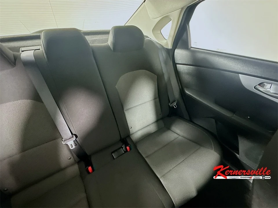 2023 Kia Forte - Image 14 of 21