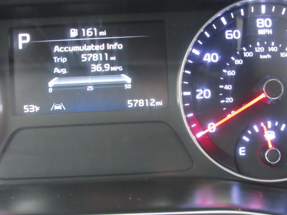 2023 Kia Forte - Image 6 of 12