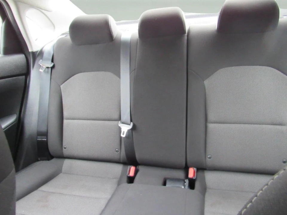 2023 Kia Forte - Image 8 of 12