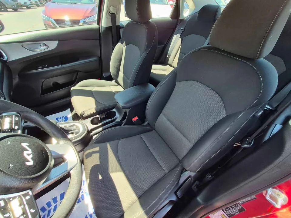 2023 Kia Forte - Image 12 of 13