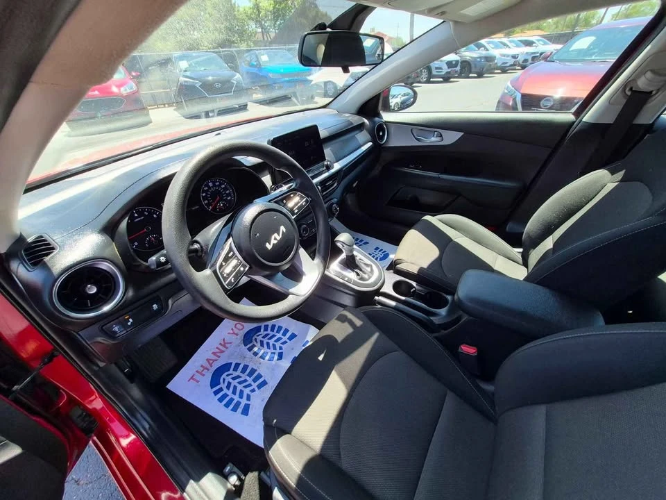 2023 Kia Forte - Image 7 of 13