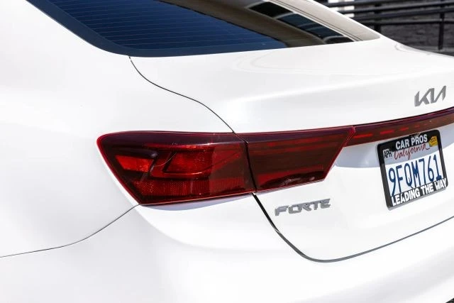 2023 Kia Forte - Image 12 of 21