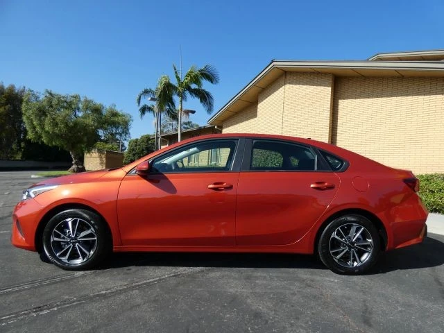 2023 Kia Forte - Image 13 of 21
