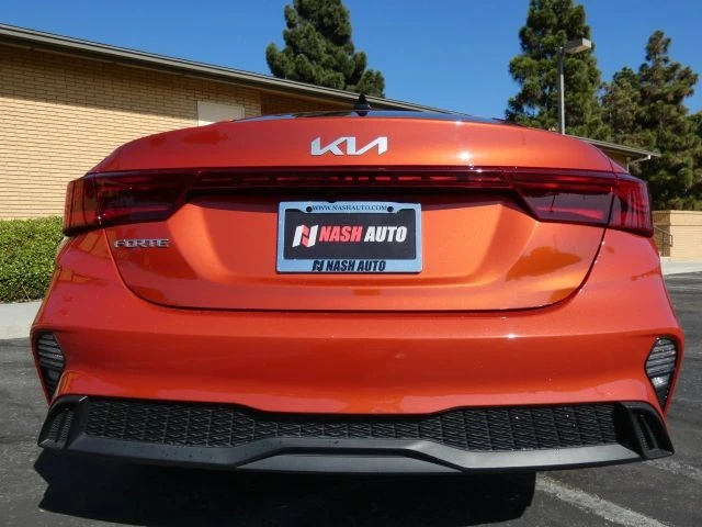 2023 Kia Forte - Image 10 of 21
