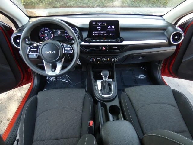 2023 Kia Forte - Image 21 of 21