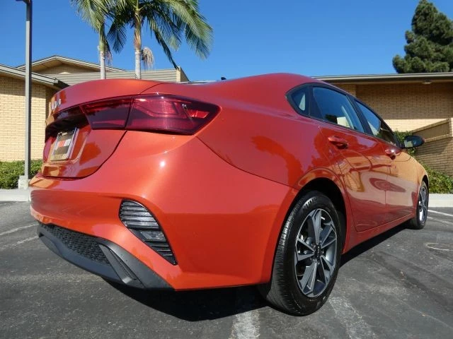 2023 Kia Forte - Image 7 of 21