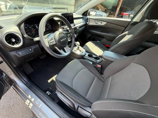 2023 Kia Forte - Image 14 of 21