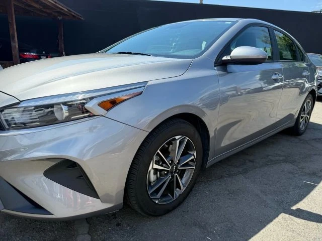 2023 Kia Forte - Image 10 of 21