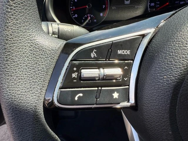 2023 Kia Forte - Image 18 of 21