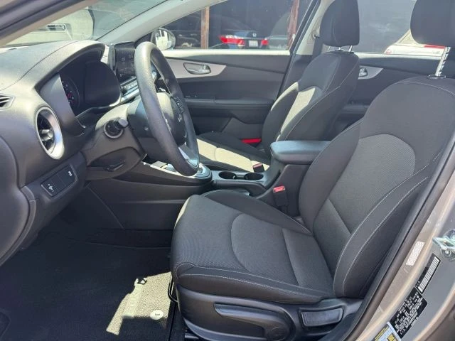 2023 Kia Forte - Image 13 of 21