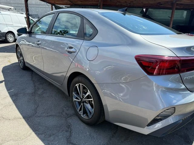 2023 Kia Forte - Image 12 of 21