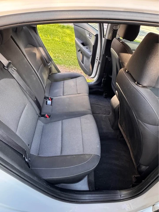 2023 Kia Forte - Image 8 of 15
