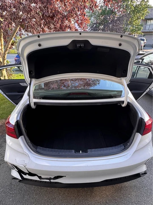 2023 Kia Forte - Image 6 of 15