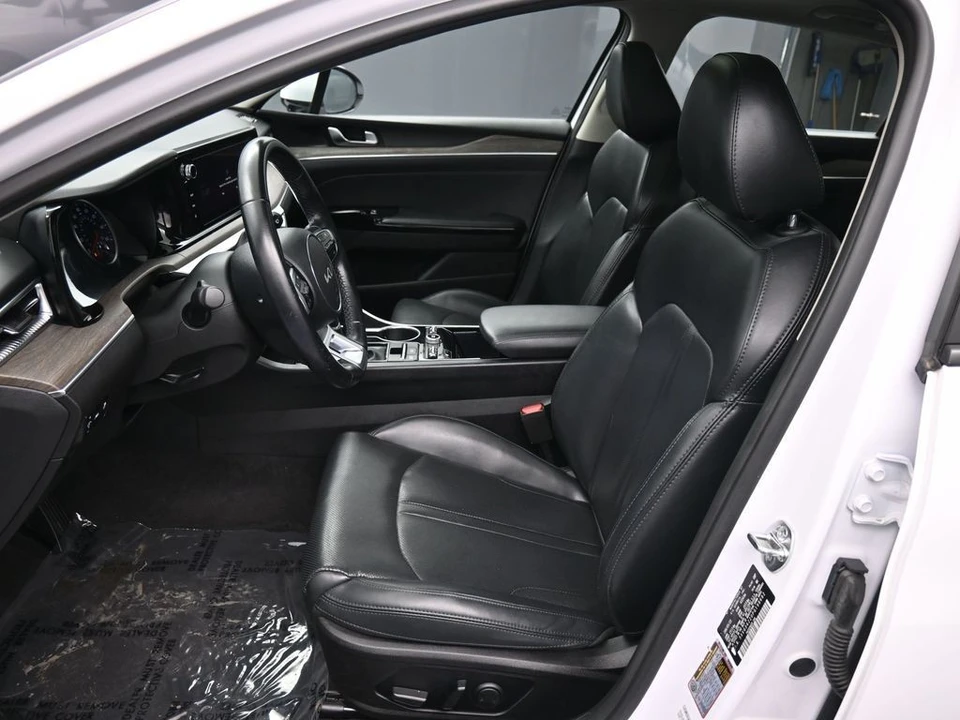 2023 Kia Optima/K5 - Image 19 of 31