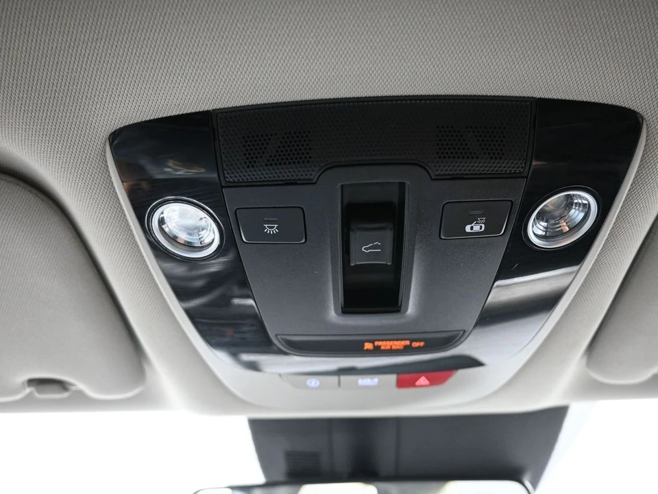 2023 Kia Optima/K5 - Image 17 of 31