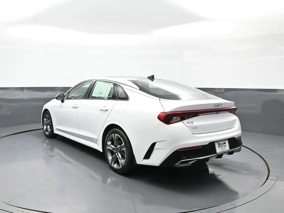 2023 Kia Optima/K5 - Image 8 of 31