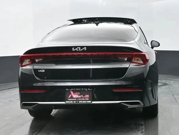 2023 Kia Optima/K5 - Image 8 of 12