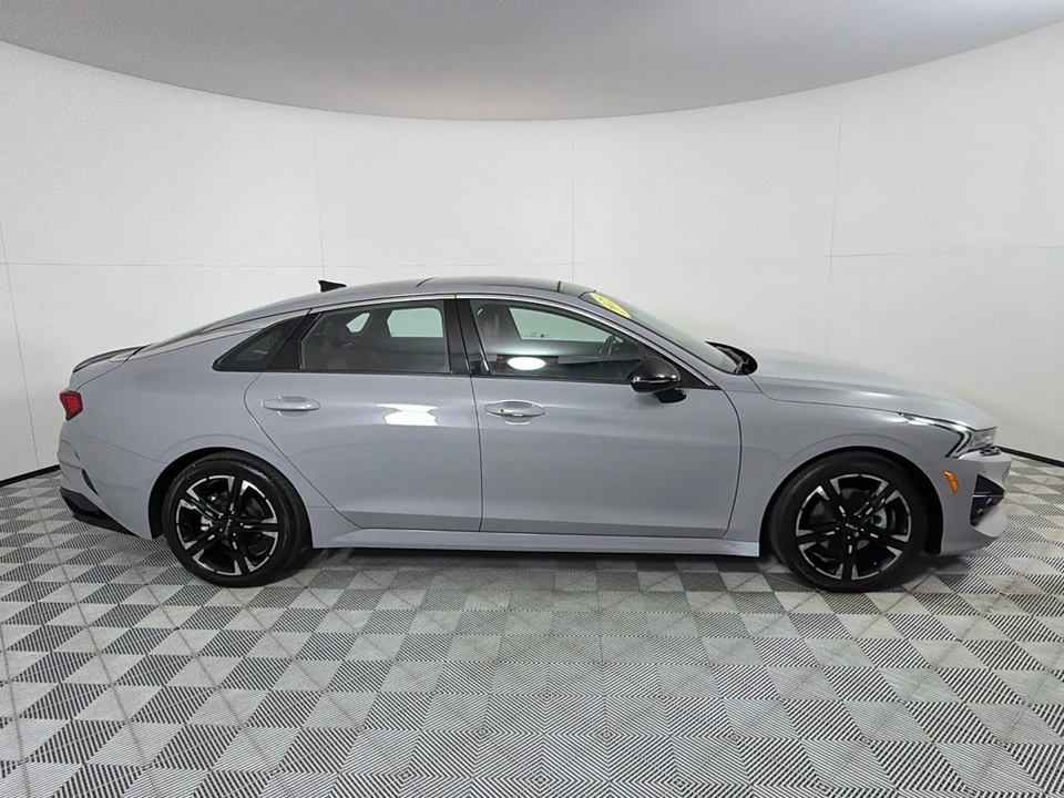 2023 Kia Optima/K5 - Image 4 of 21