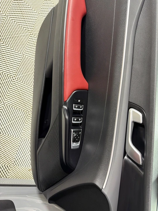 2023 Kia Optima/K5 - Image 10 of 21