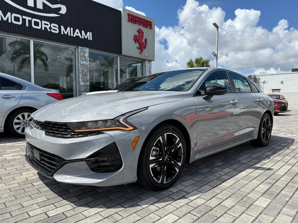2023 Kia Optima/K5 - Image 4 of 21