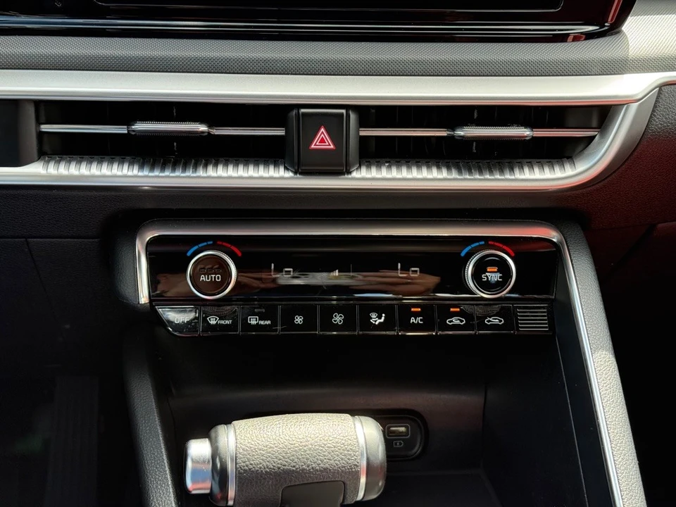 2023 Kia Optima/K5 - Image 21 of 21