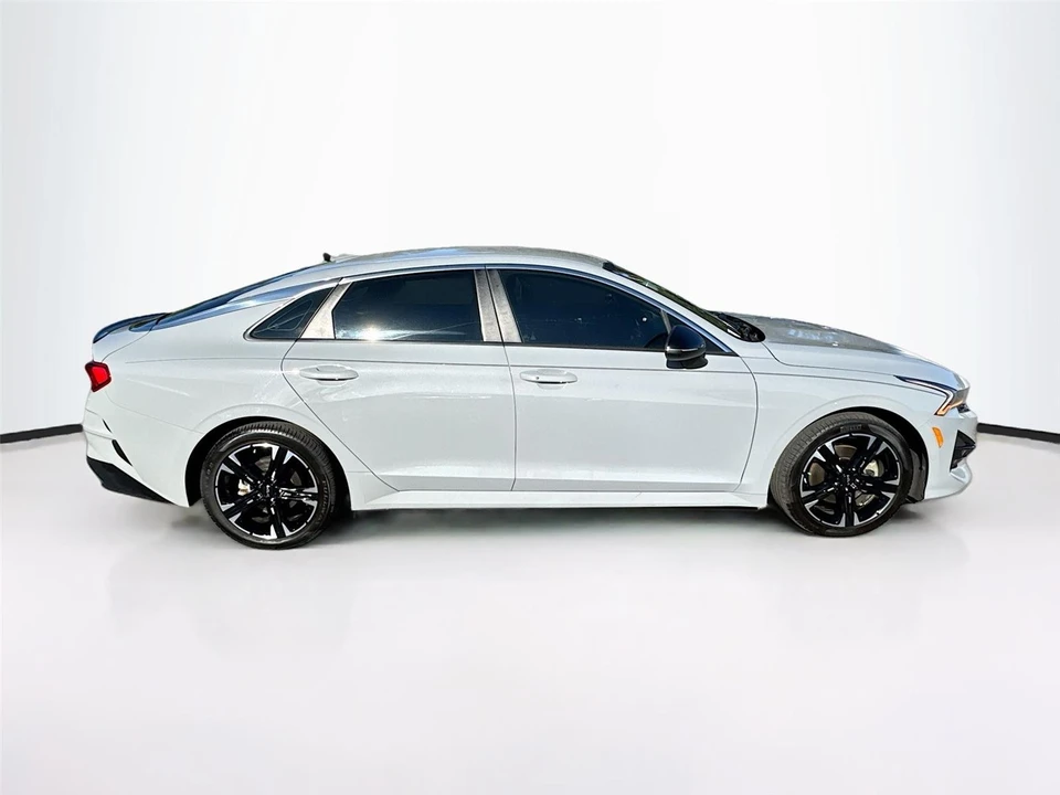 2023 Kia Optima/K5 - Image 8 of 21