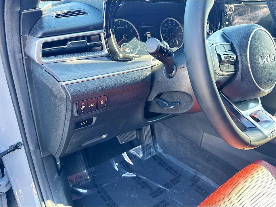 2023 Kia Optima/K5 - Image 10 of 21