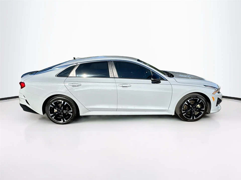 2023 Kia Optima/K5 - Image 8 of 21