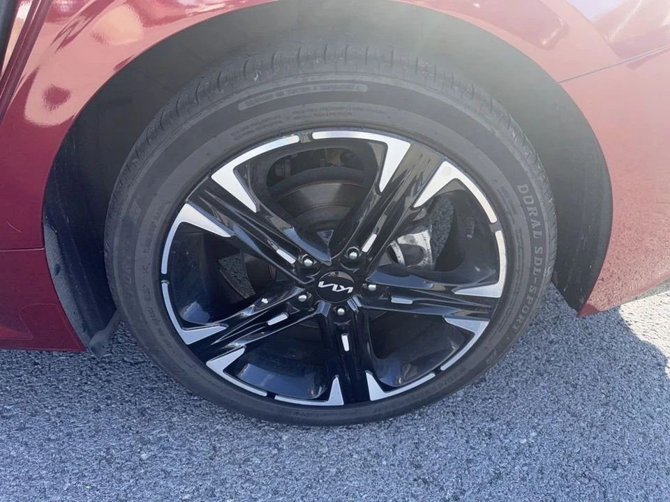 2023 Kia Optima/K5 - Image 8 of 12