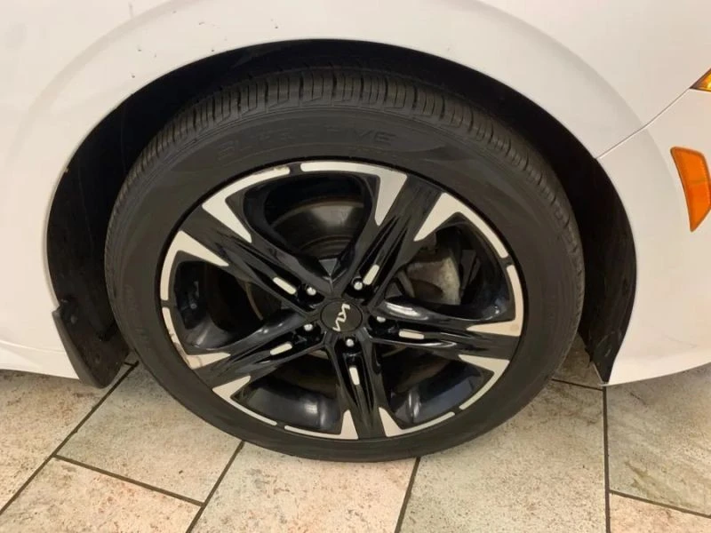 2023 Kia Optima/K5 - Image 9 of 12