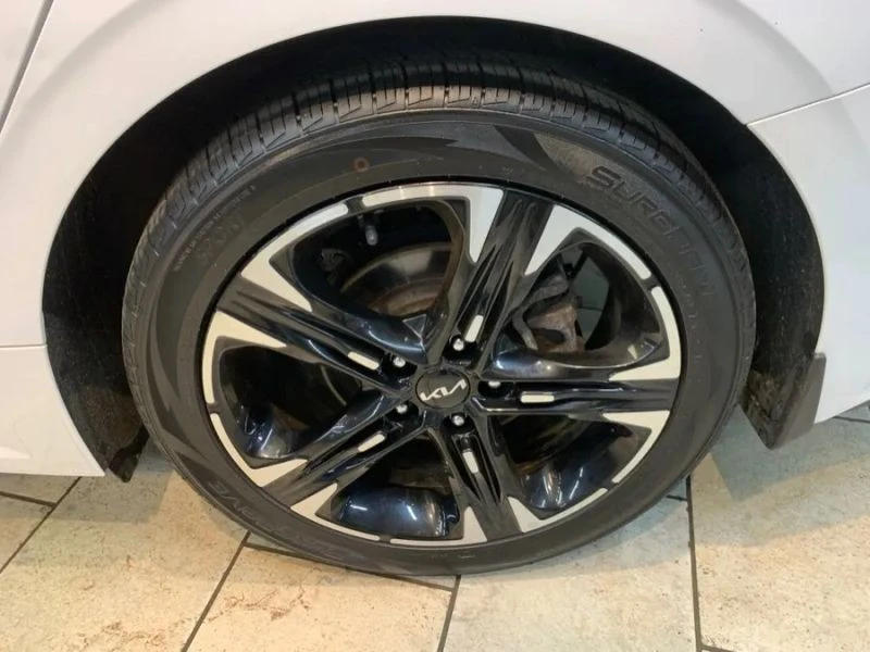2023 Kia Optima/K5 - Image 11 of 12
