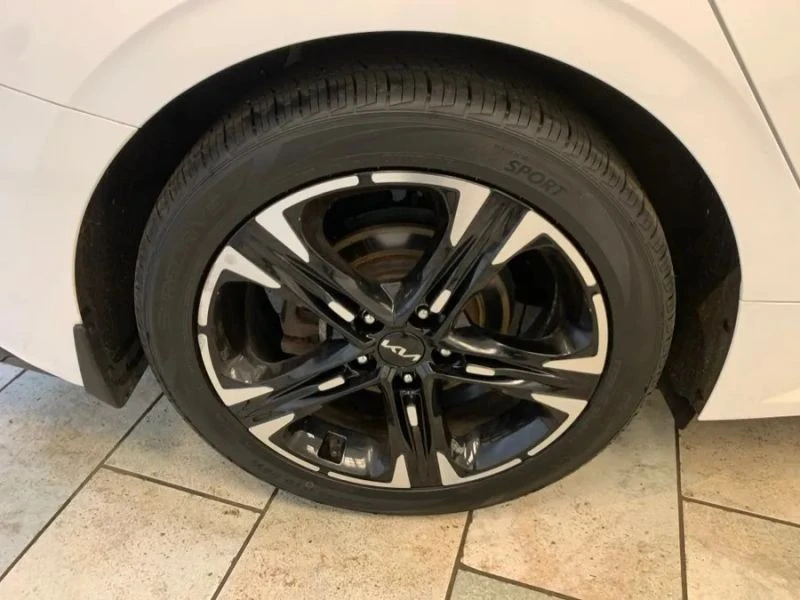 2023 Kia Optima/K5 - Image 10 of 12
