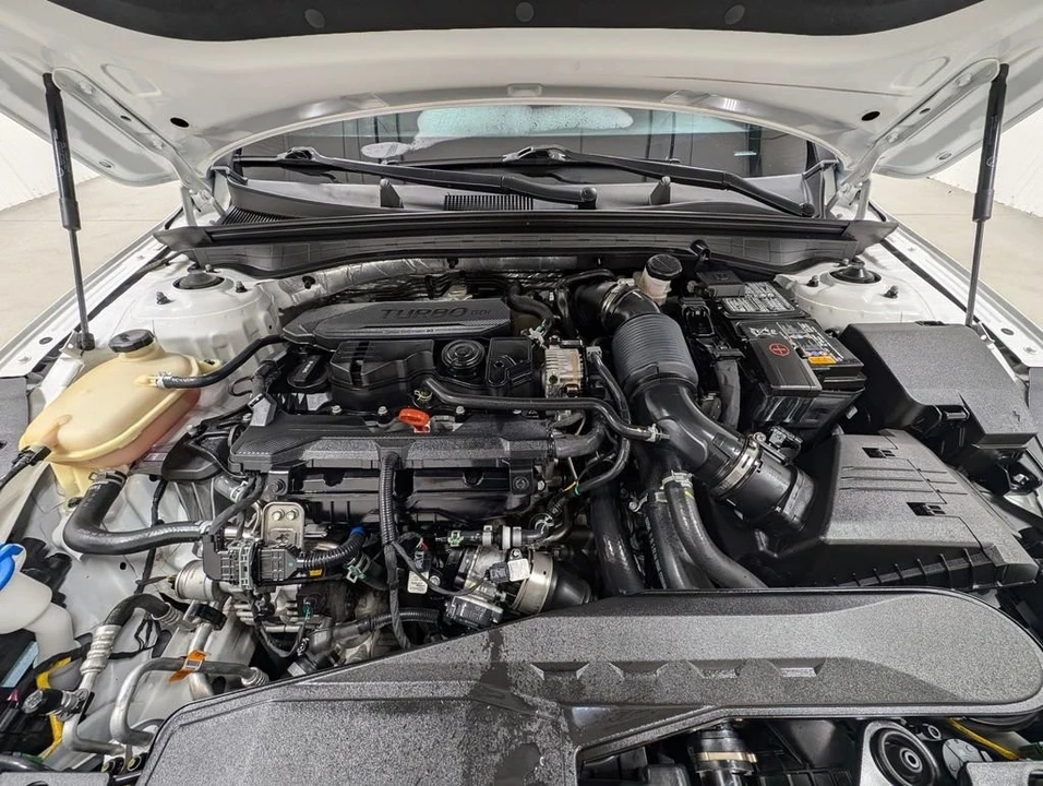 2023 Kia Optima/K5 - Image 10 of 10
