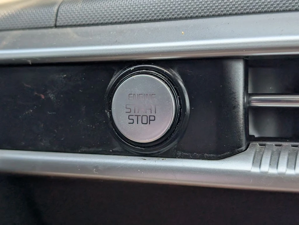 2023 Kia Optima/K5 - Image 17 of 21