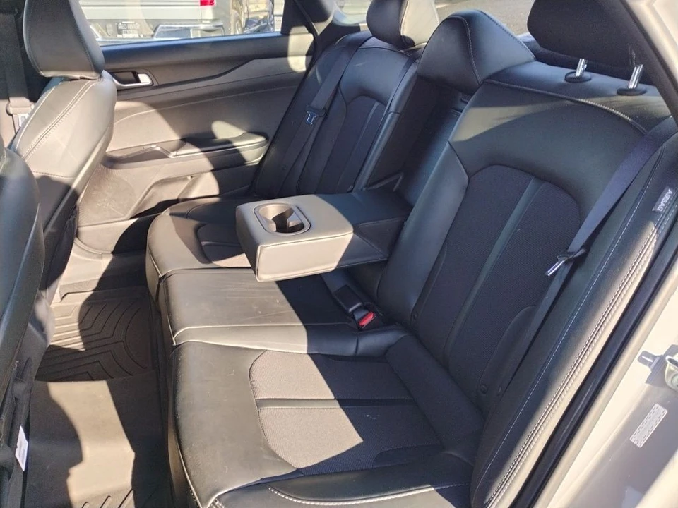 2023 Kia Optima/K5 - Image 16 of 21