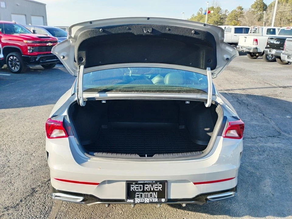 2023 Kia Optima/K5 - Image 13 of 21