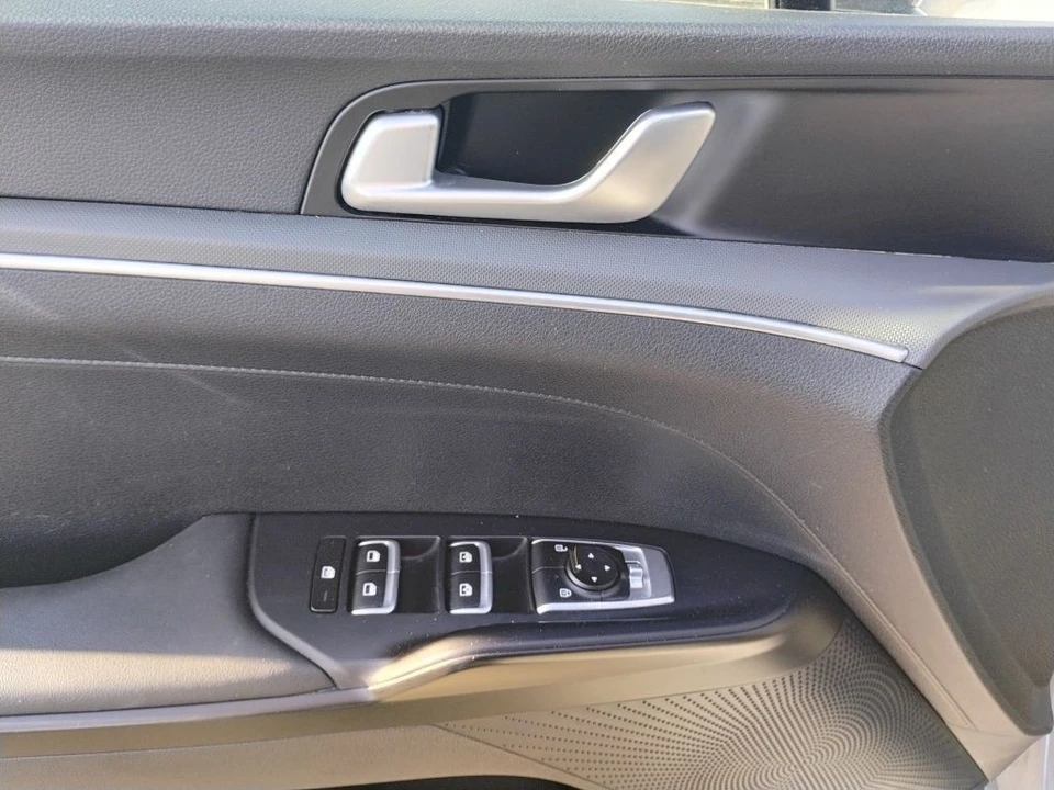 2023 Kia Optima/K5 - Image 19 of 21
