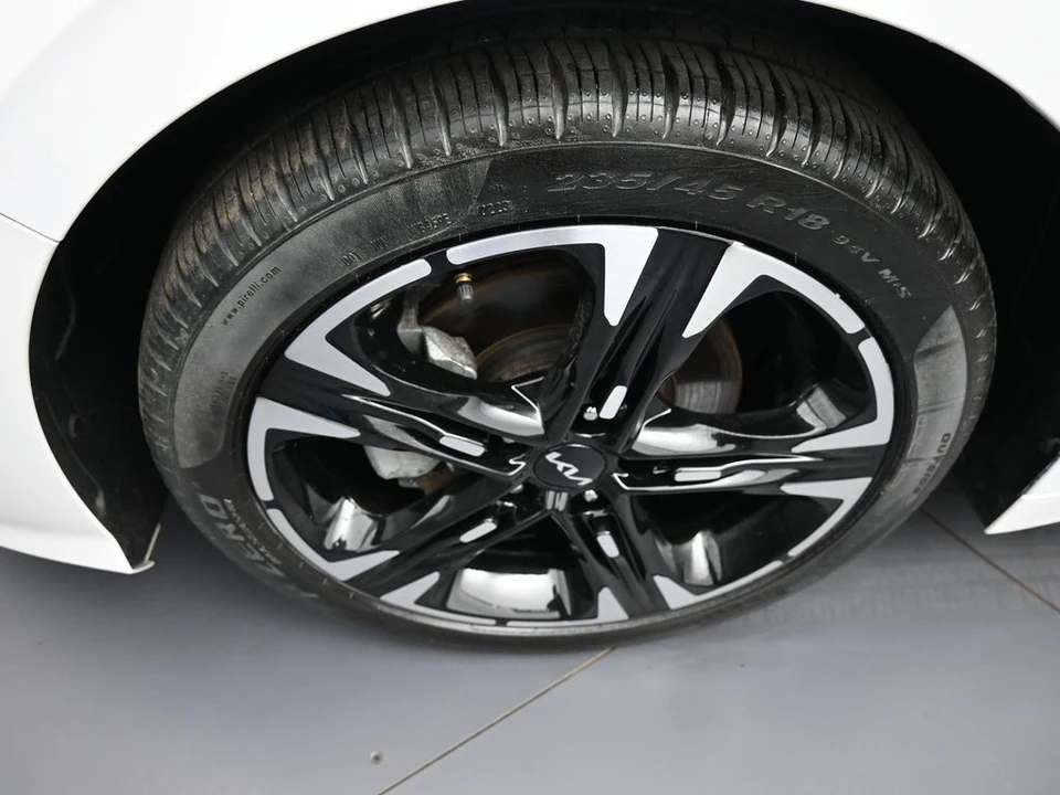 2023 Kia Optima/K5 - Image 14 of 21