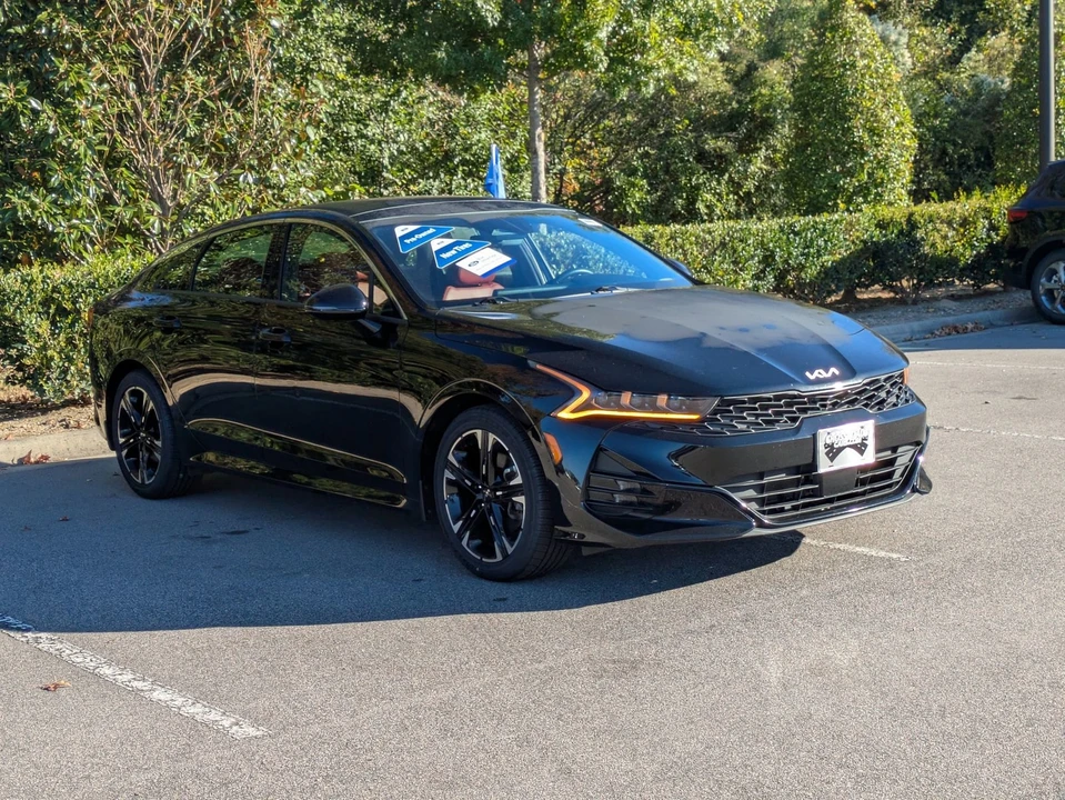 2023 Kia Optima/K5 - Image 2 of 12
