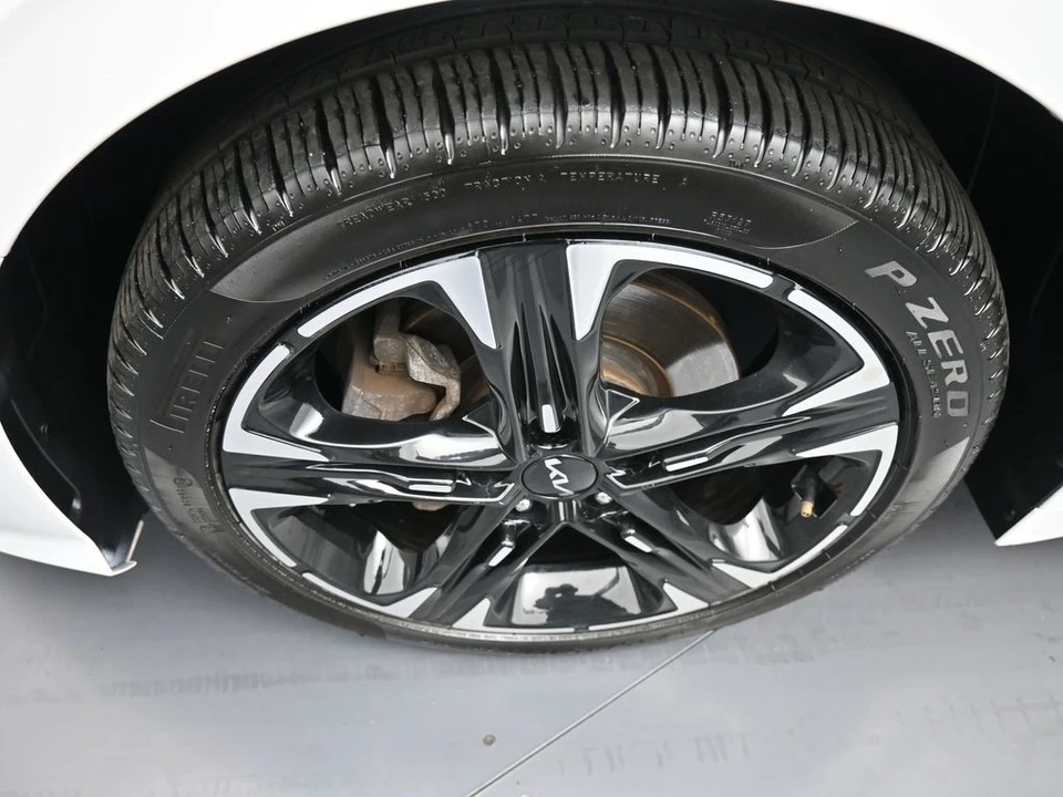 2023 Kia Optima/K5 - Image 14 of 21
