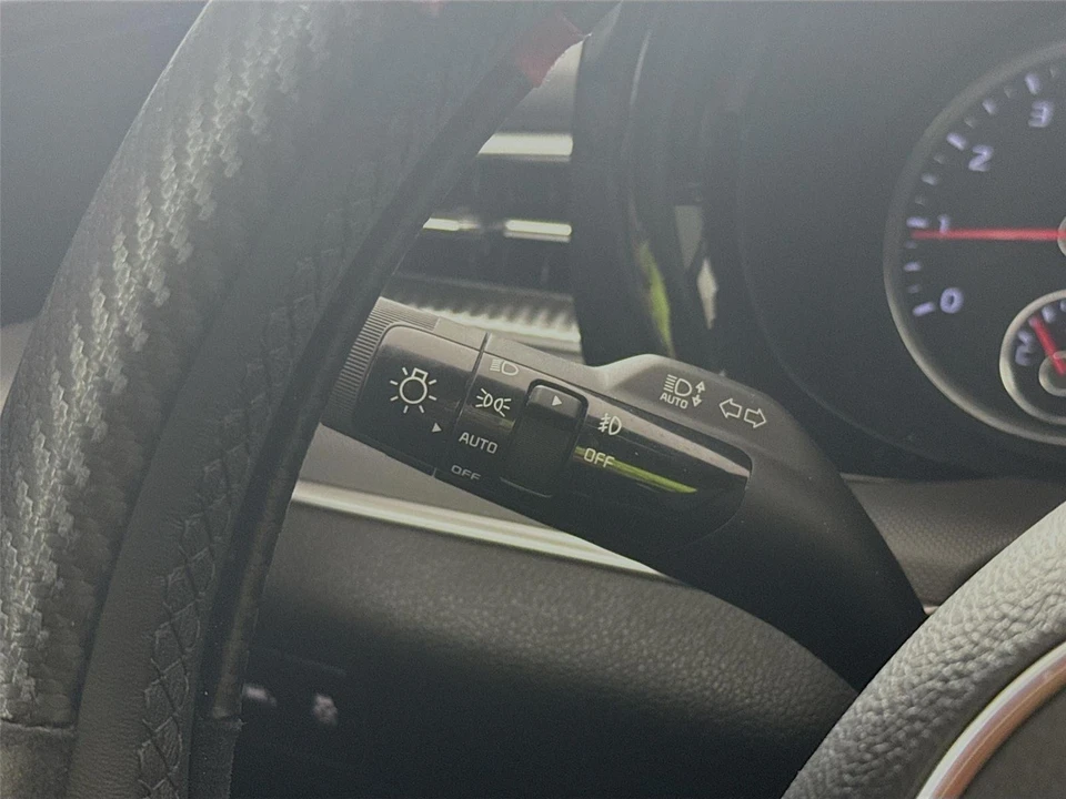2023 Kia Optima/K5 - Image 6 of 14