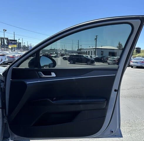 2023 Kia Optima/K5 - Image 5 of 16
