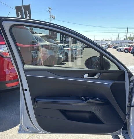 2023 Kia Optima/K5 - Image 14 of 16