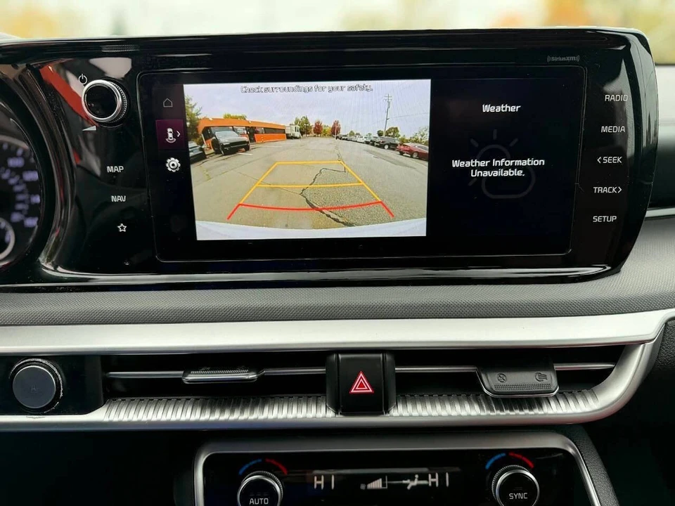 2023 Kia Optima/K5 - Image 10 of 12