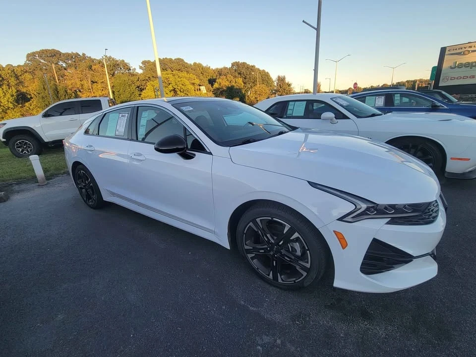 2023 Kia Optima/K5 - Image 2 of 4