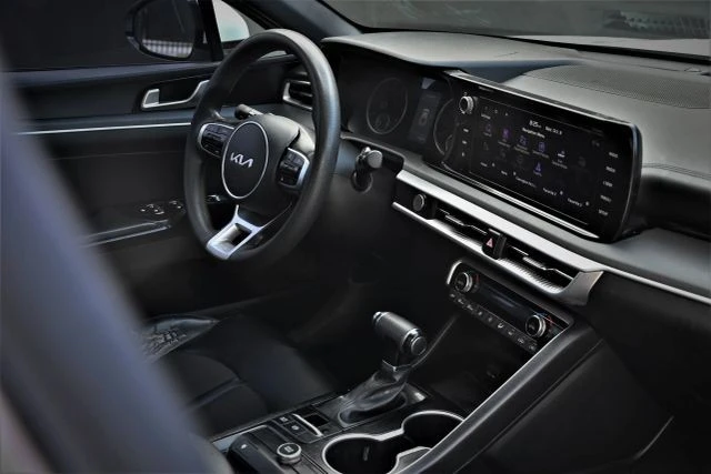 2023 Kia Optima/K5 - Image 8 of 21