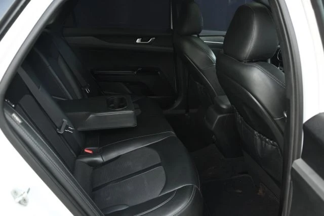 2023 Kia Optima/K5 - Image 17 of 21