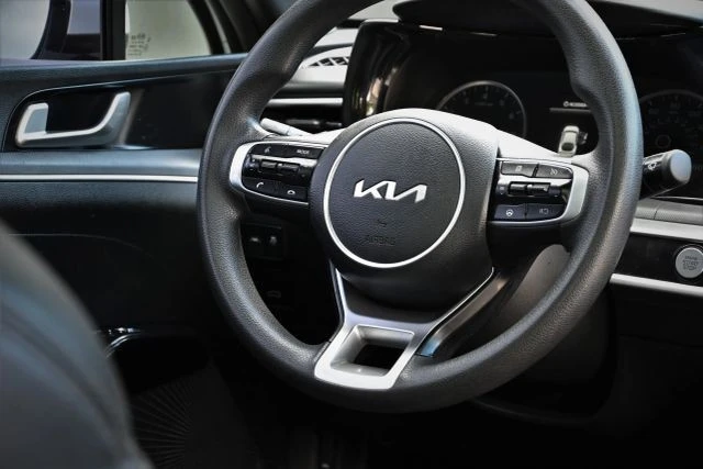 2023 Kia Optima/K5 - Image 10 of 21